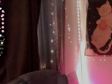 Watch moon__girl performing live on BoomCams free cam network