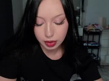 Watch moranagoddess performing live on BoomCams free cam network