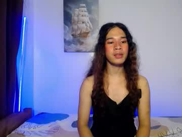 Watch morrislivecumshow performing live on BoomCams free cam network