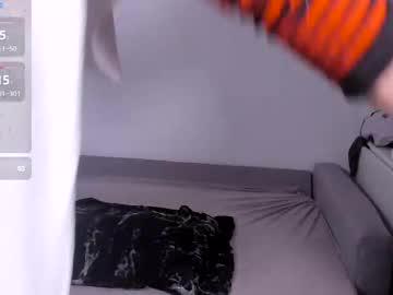 Watch mothkink performing live on BoomCams free cam network