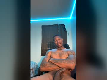 Watch mrtrunk116 performing live on BoomCams free cam network