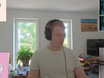 Watch mrzaasch performing live on BoomCams free cam network