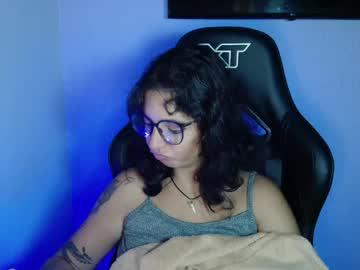 Watch myamillor performing live on BoomCams free cam network