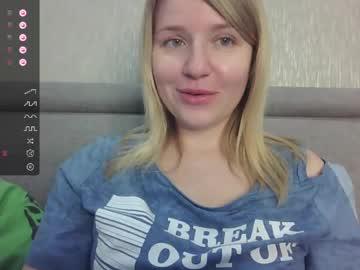 Watch mybadcat87 performing live on BoomCams free cam network
