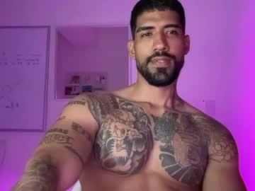 Watch myke_esthetic performing live on BoomCams free cam network