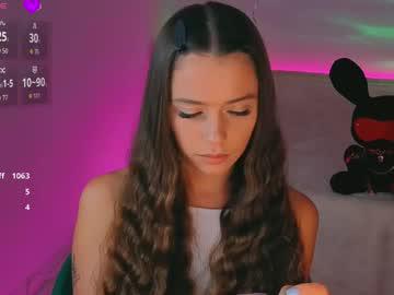 Watch myshastik performing live on BoomCams free cam network