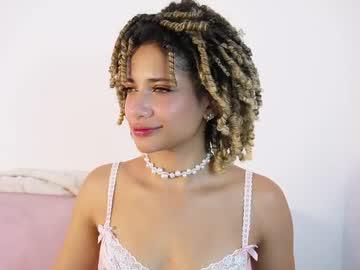 Watch naomidawsonn performing live on BoomCams free cam network