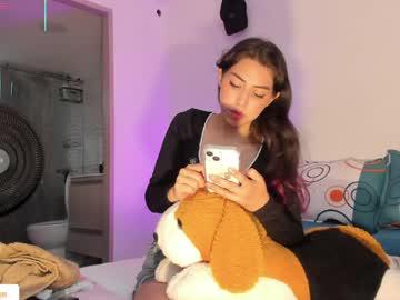 Watch natalie_jaensen performing live on BoomCams free cam network