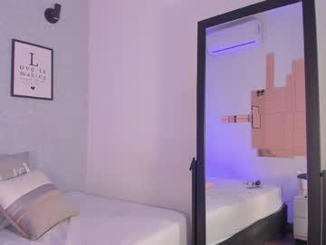 Watch natasha_harpper performing live on BoomCams free cam network