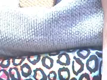 Watch neverenough222 performing live on BoomCams free cam network