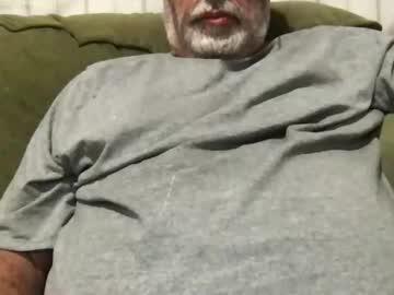 Watch newtman68 performing live on BoomCams free cam network