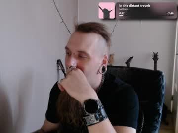 Watch nezvers performing live on BoomCams free cam network