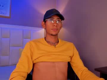 Watch nick_collins20 performing live on BoomCams free cam network