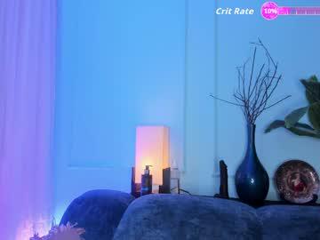 Watch nicki_ripperton performing live on BoomCams free cam network