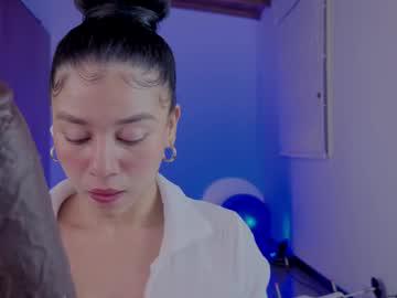 Watch nicollbashel performing live on BoomCams free cam network