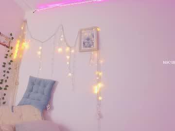 Watch nicolle_swt performing live on BoomCams free cam network