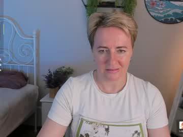 Watch nika_smit performing live on BoomCams free cam network