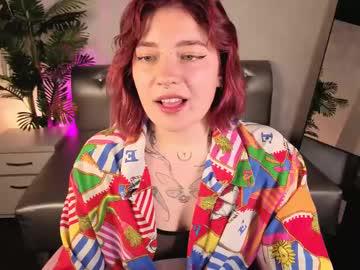 Watch nikki_gringerr performing live on BoomCams free cam network