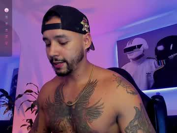 Watch nikolahank1 performing live on BoomCams free cam network