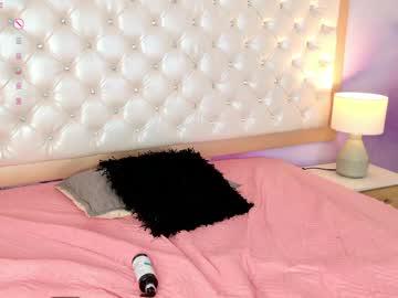 Watch ninabravur performing live on BoomCams free cam network