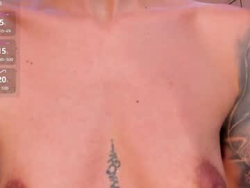 Watch ninna_asppen performing live on BoomCams free cam network