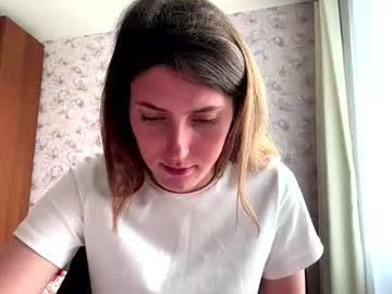 Watch noreenlaplante performing live on BoomCams free cam network