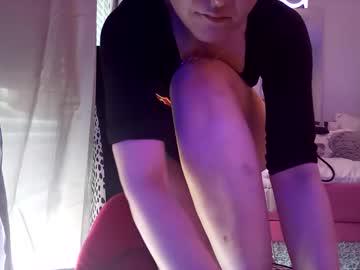 Watch notouchmami performing live on BoomCams free cam network