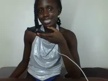 Watch nylamoon1 performing live on BoomCams free cam network