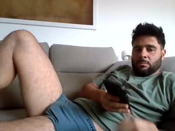 Watch ohmaig0t performing live on BoomCams free cam network