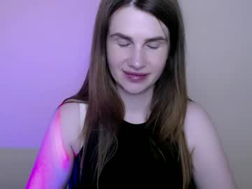 Watch olide_ performing live on BoomCams free cam network