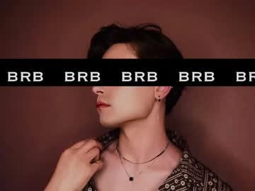 Watch oliverlawrence performing live on BoomCams free cam network