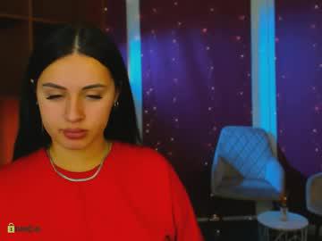 Watch olivia_astor performing live on BoomCams free cam network