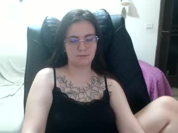 Watch oliviasager performing live on BoomCams free cam network