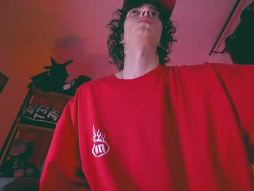 Watch olliver___y performing live on BoomCams free cam network