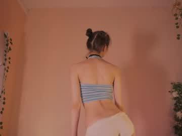Watch onlyjett performing live on BoomCams free cam network