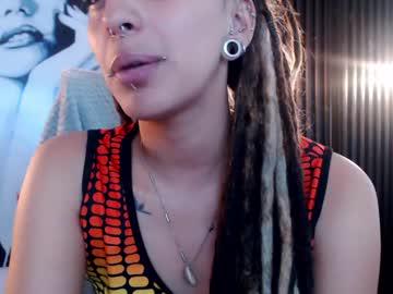 Watch orianna_bodmod performing live on BoomCams free cam network