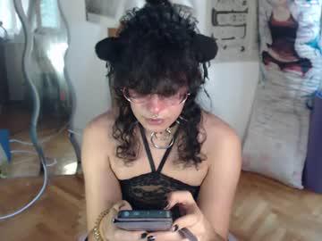 Watch painprince69 performing live on BoomCams free cam network