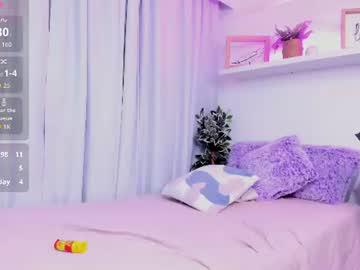 Watch paoseven7 performing live on BoomCams free cam network