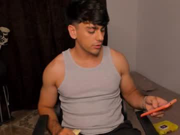 Watch paul_w8 performing live on BoomCams free cam network