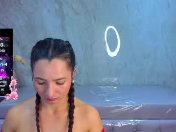 Watch paulette37_a performing live on BoomCams free cam network