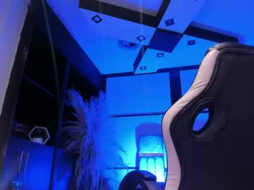 Watch paulo527 performing live on BoomCams free cam network