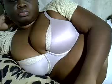 Watch pearl_33 performing live on BoomCams free cam network