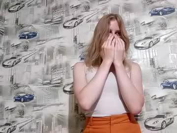 Watch pebblepeck performing live on BoomCams free cam network