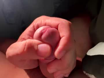 Watch peneamazing performing live on BoomCams free cam network