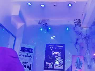 Watch peter_collins_ performing live on BoomCams free cam network