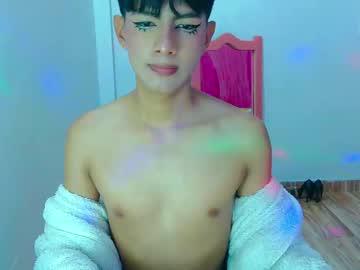 Watch phuwin_bj performing live on BoomCams free cam network