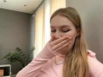 Watch piastonesifer performing live on BoomCams free cam network