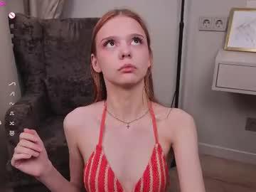 Watch picknes performing live on BoomCams free cam network