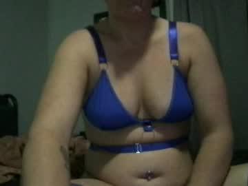Watch piercedbabe33 performing live on BoomCams free cam network