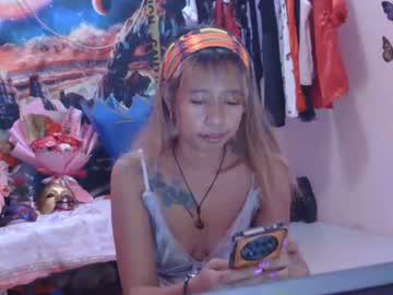 Watch pinaymorena_renelda performing live on BoomCams free cam network
